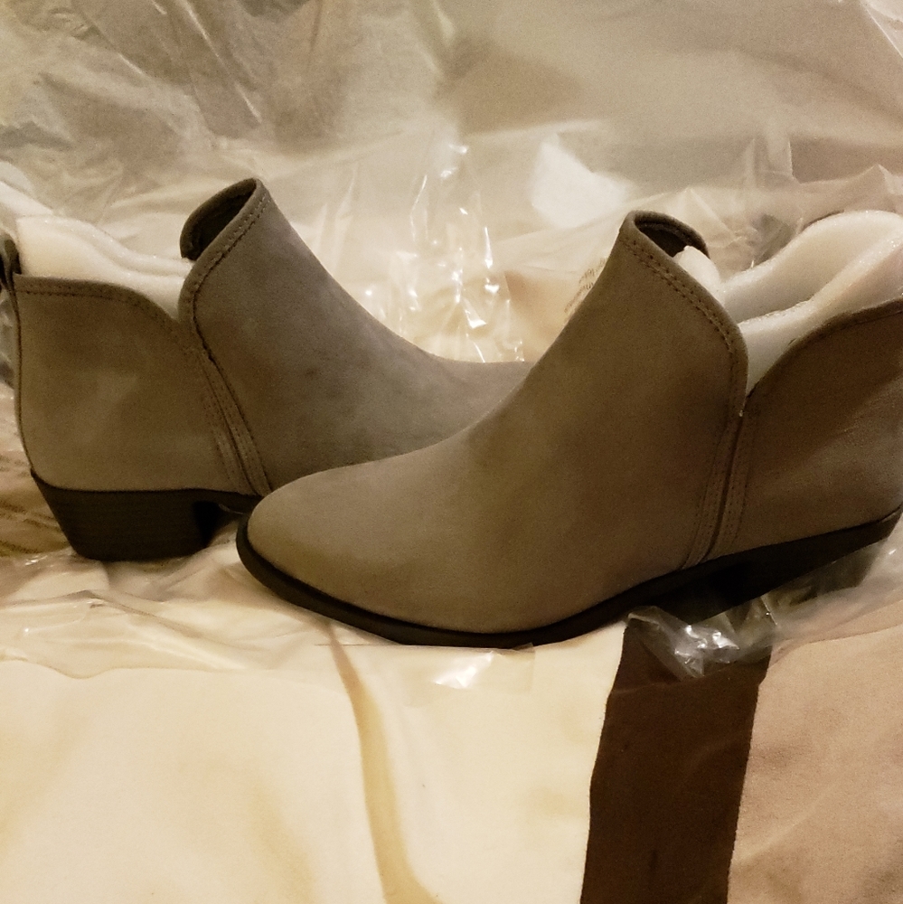 Brand new ankle boots